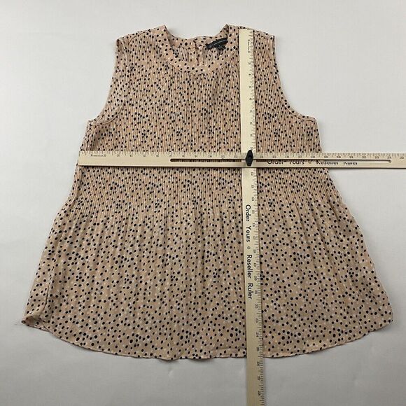 ADRIANNA PAPELL Peach Polka Dot Blouse Sleeveless Tank Pleated Smocked Sz S - Picture 2 of 8